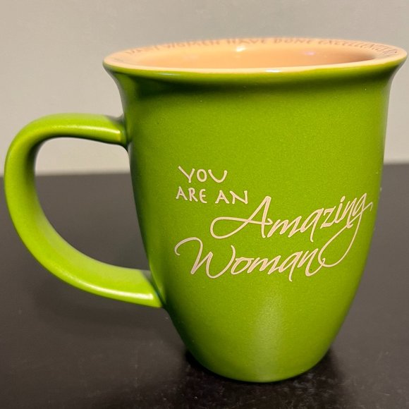 Set of 2 Abbey Press “You Are An Amazing Woman” Stoneware Mugs ~ Green & Purple - Picture 2 of 12